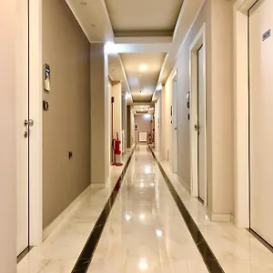 Folen 3* Milánó